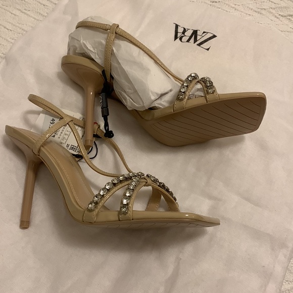 Zara Beige Strappy Sandals with Rhinestone Detail - Picture 2 of 4